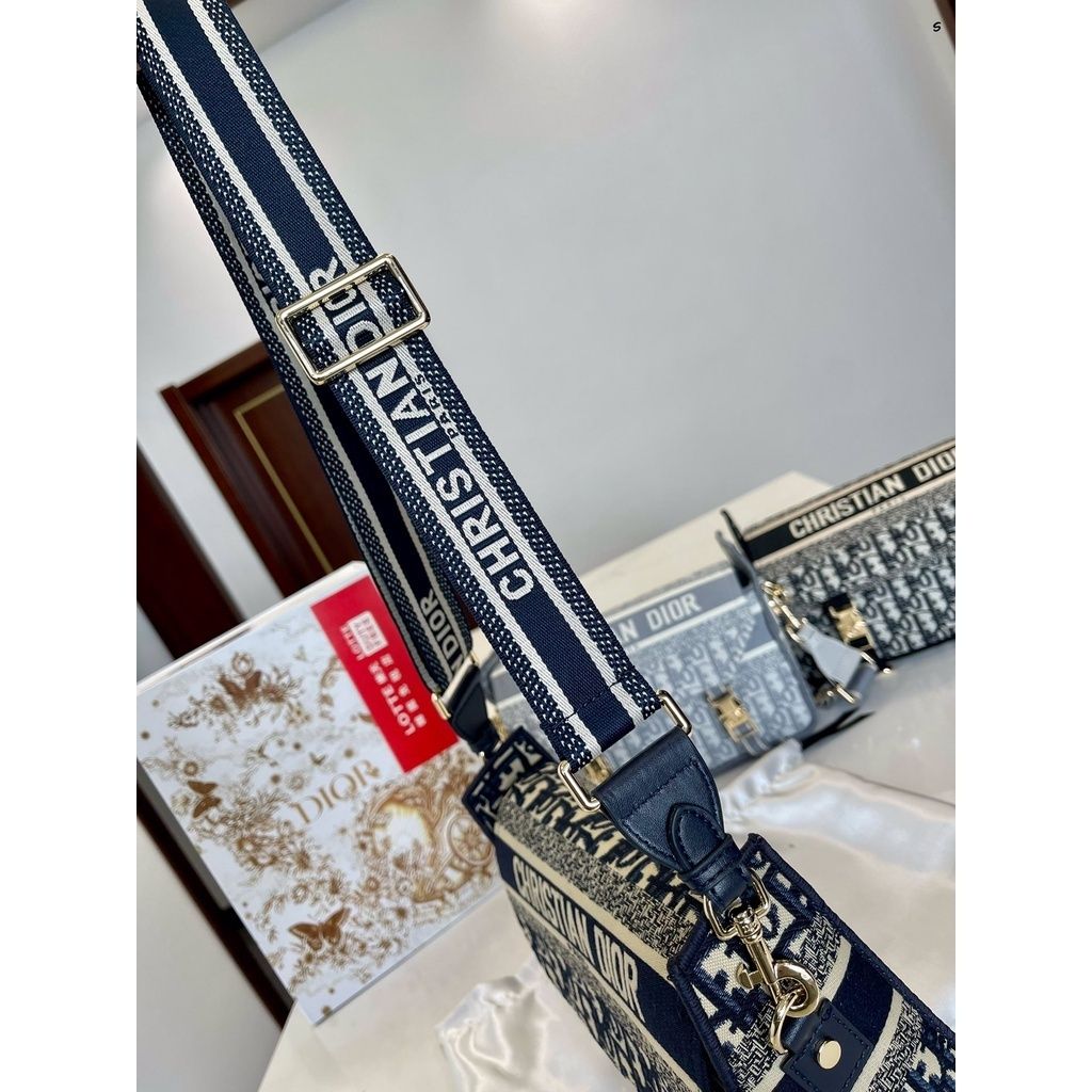 sg-11134201-7qvct-lfktju2fez8i11