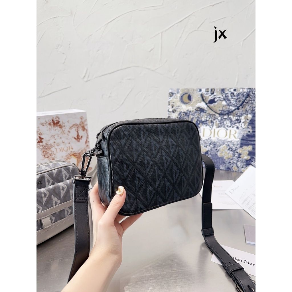 sg-11134201-23020-bpb08nayb1mvf3