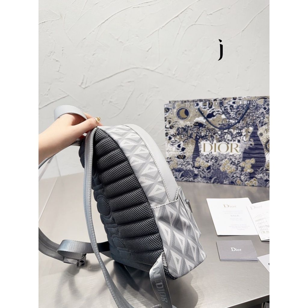 sg-11134201-23020-9ht8dr1pb1mv82