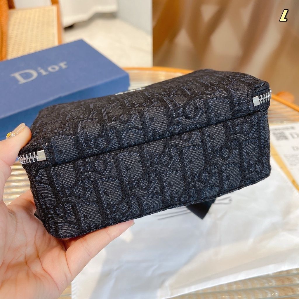 sg-11134201-7qvfd-ljp95h752wp1a4