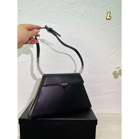 sg-11134201-7rblo-lp4t6tyiopvy26