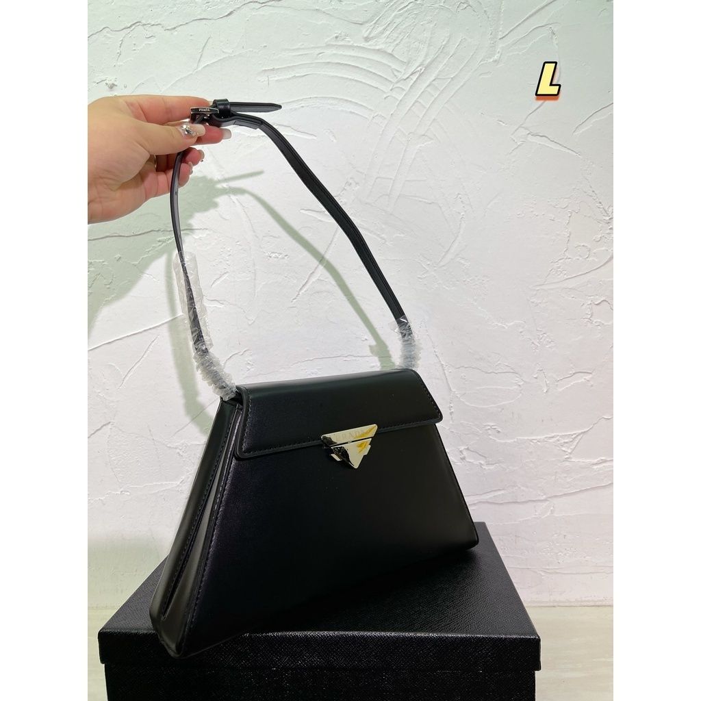 sg-11134201-7rbmf-lp4t6uj1uobebd