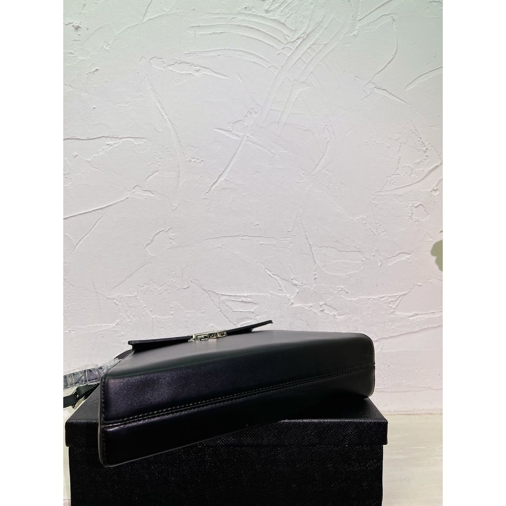 sg-11134201-7rbkb-lp4t6vg2icuyad