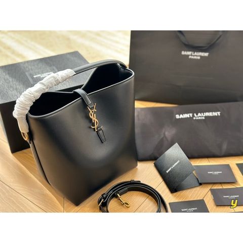 sg-11134201-7rdvw-lxgr5f824twgd5