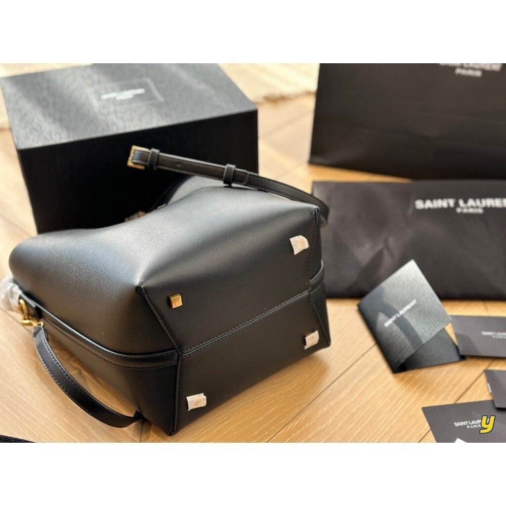 sg-11134201-7rdyi-lxgr5fr7ct3g26