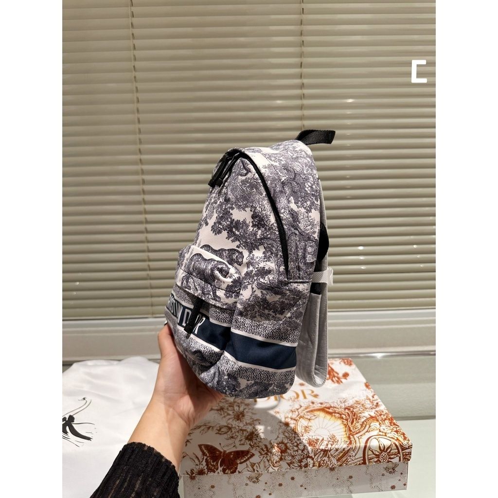 sg-11134201-7qvdm-li1iujaqg8sz6c