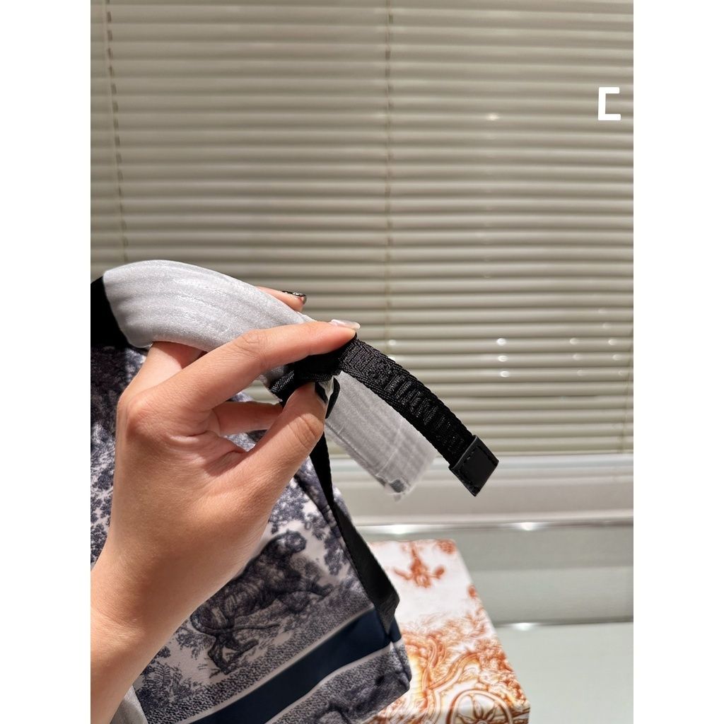 sg-11134201-7qvdy-li1iuigro3ma5d