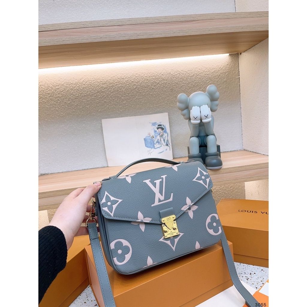 sg-11134201-7rbn6-loc1uriwcvlv26