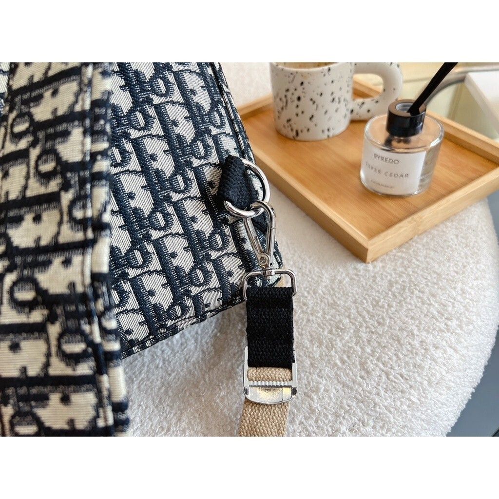 sg-11134201-7rd4t-lwbm3te93yqi33