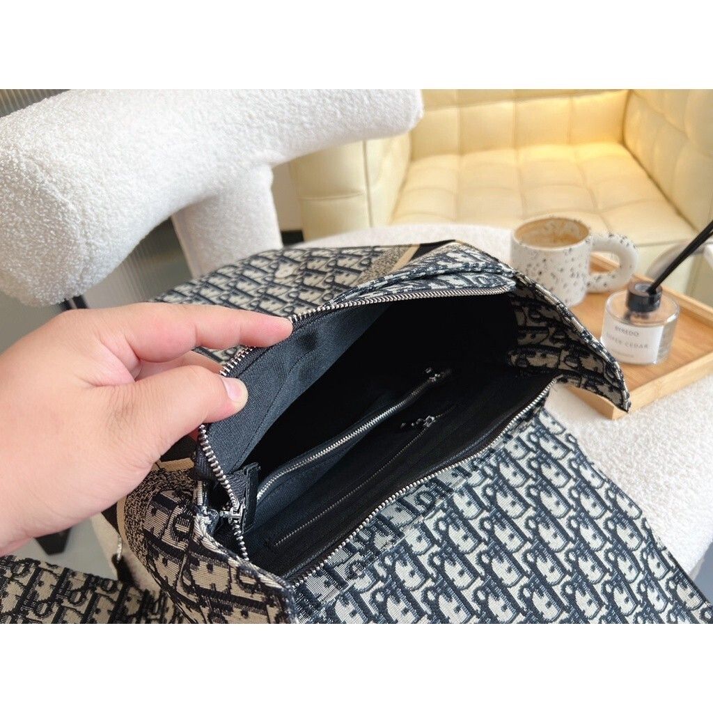 sg-11134201-7rd6x-lwbm3u0g8vacf3