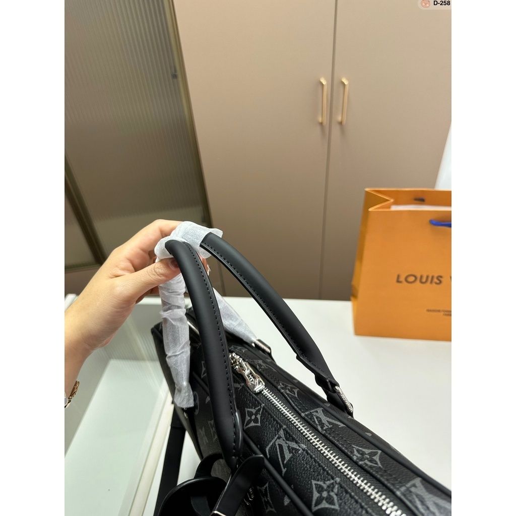 sg-11134201-7rbl1-locajqvxxqot9c