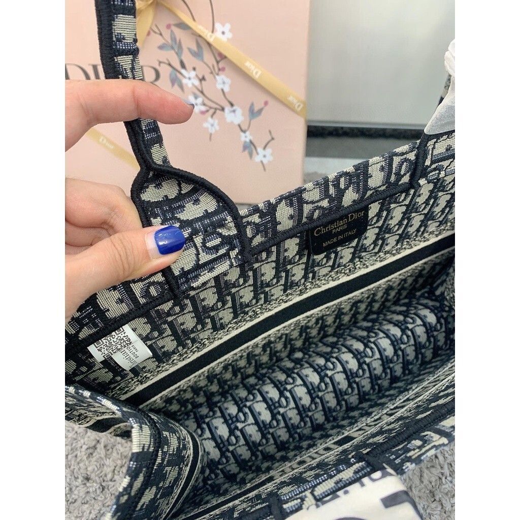 sg-11134201-7rdw3-lxfmsebfvtcc30