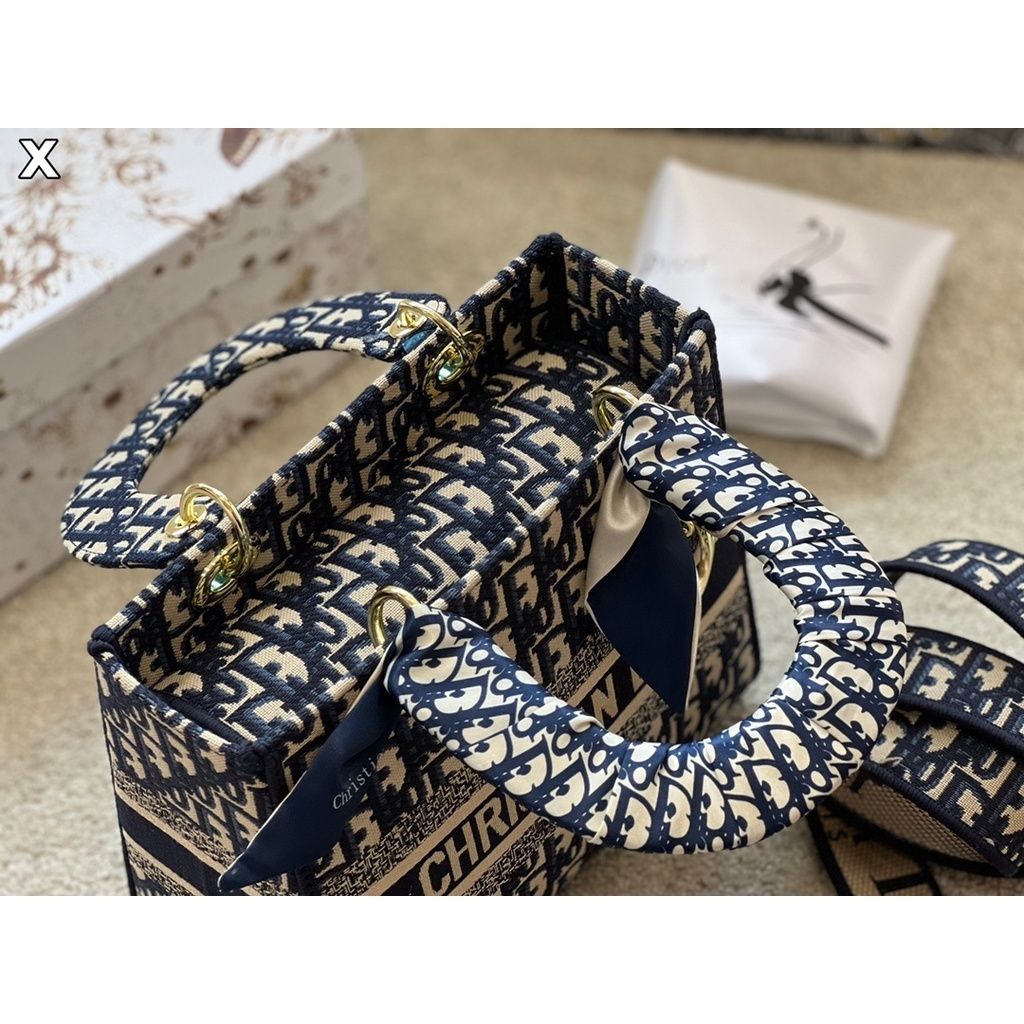 88556eabfd115a7010585958d7728782