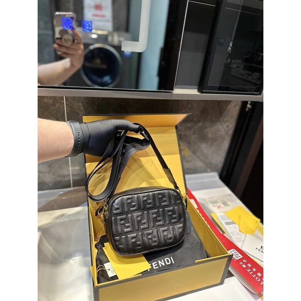 sg-11134201-7rcdt-lsqp3z0mo7j7a3