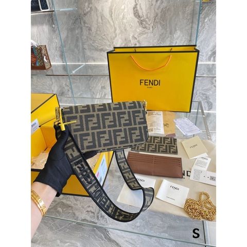 sg-11134201-7rcek-lsqln73u1gcb8e