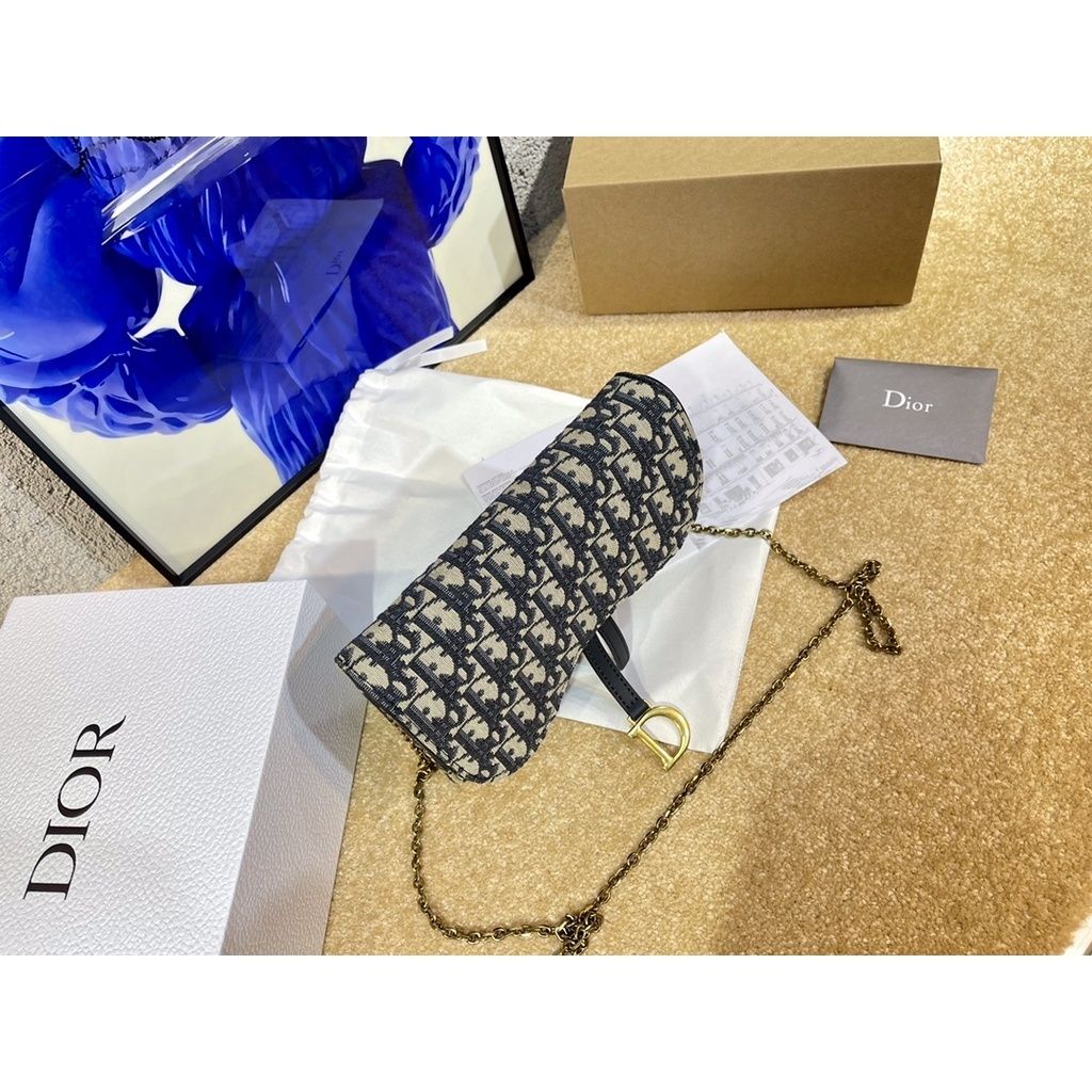 sg-11134201-23020-swa0bwkt53mv06