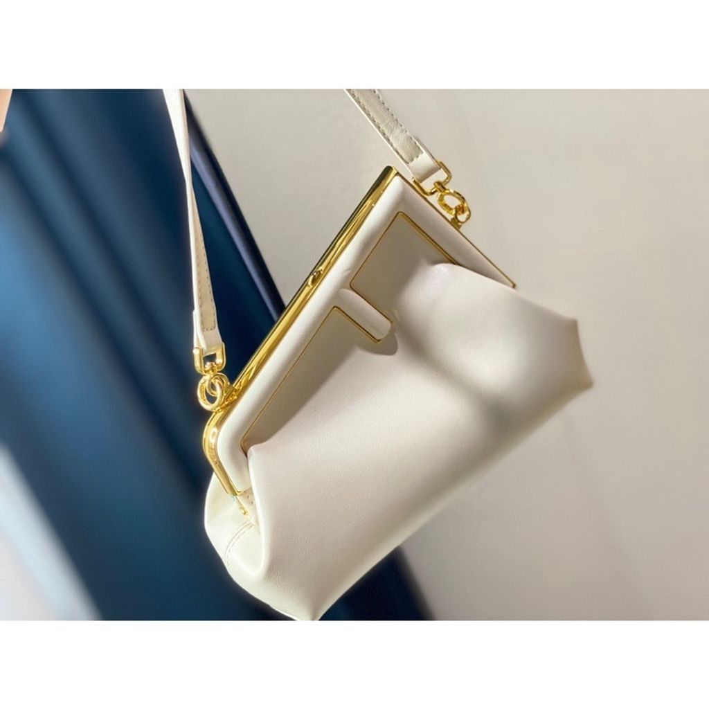 sg-11134201-7qvf2-libb9cbsps742a