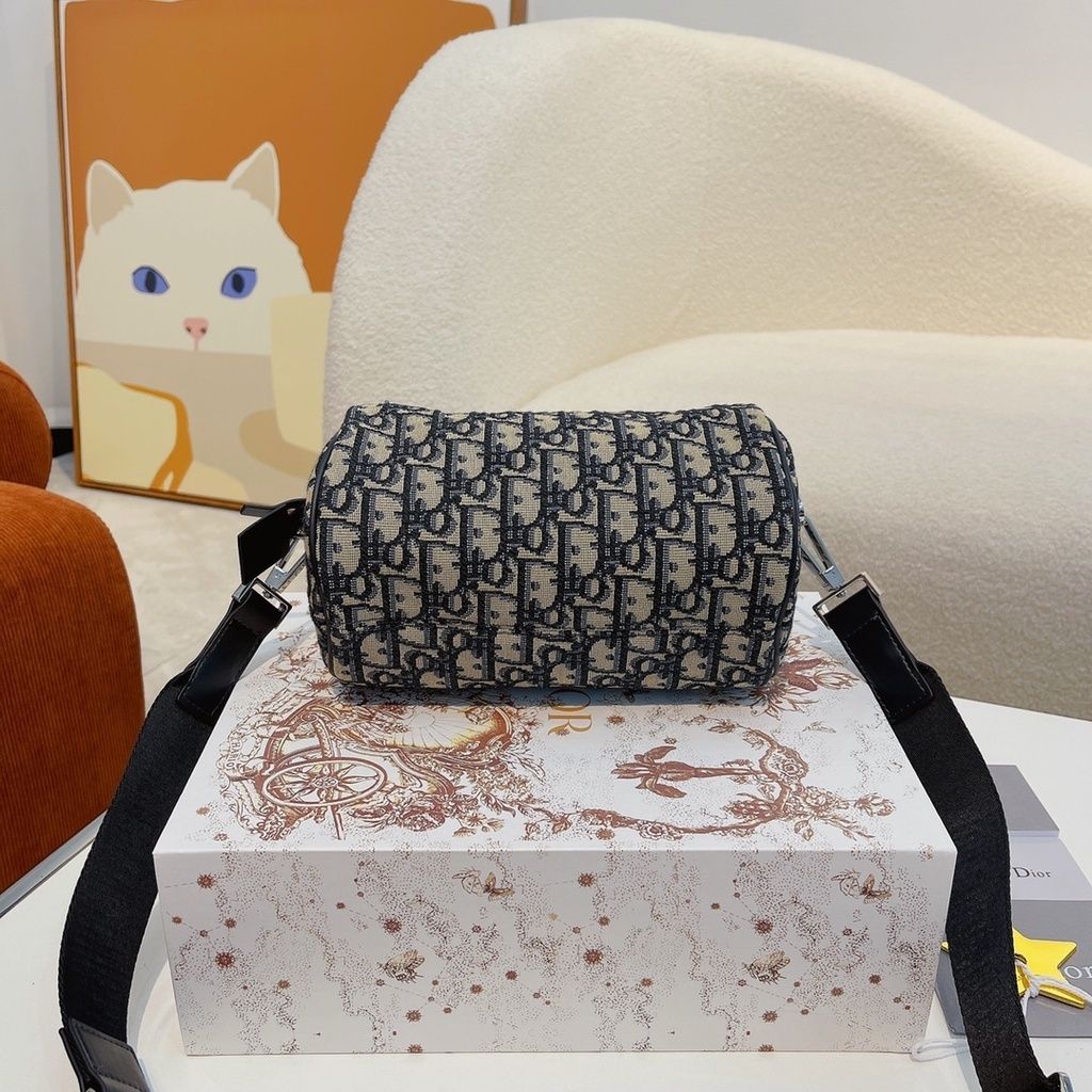 sg-11134201-22090-k9h6mauuzrhv89