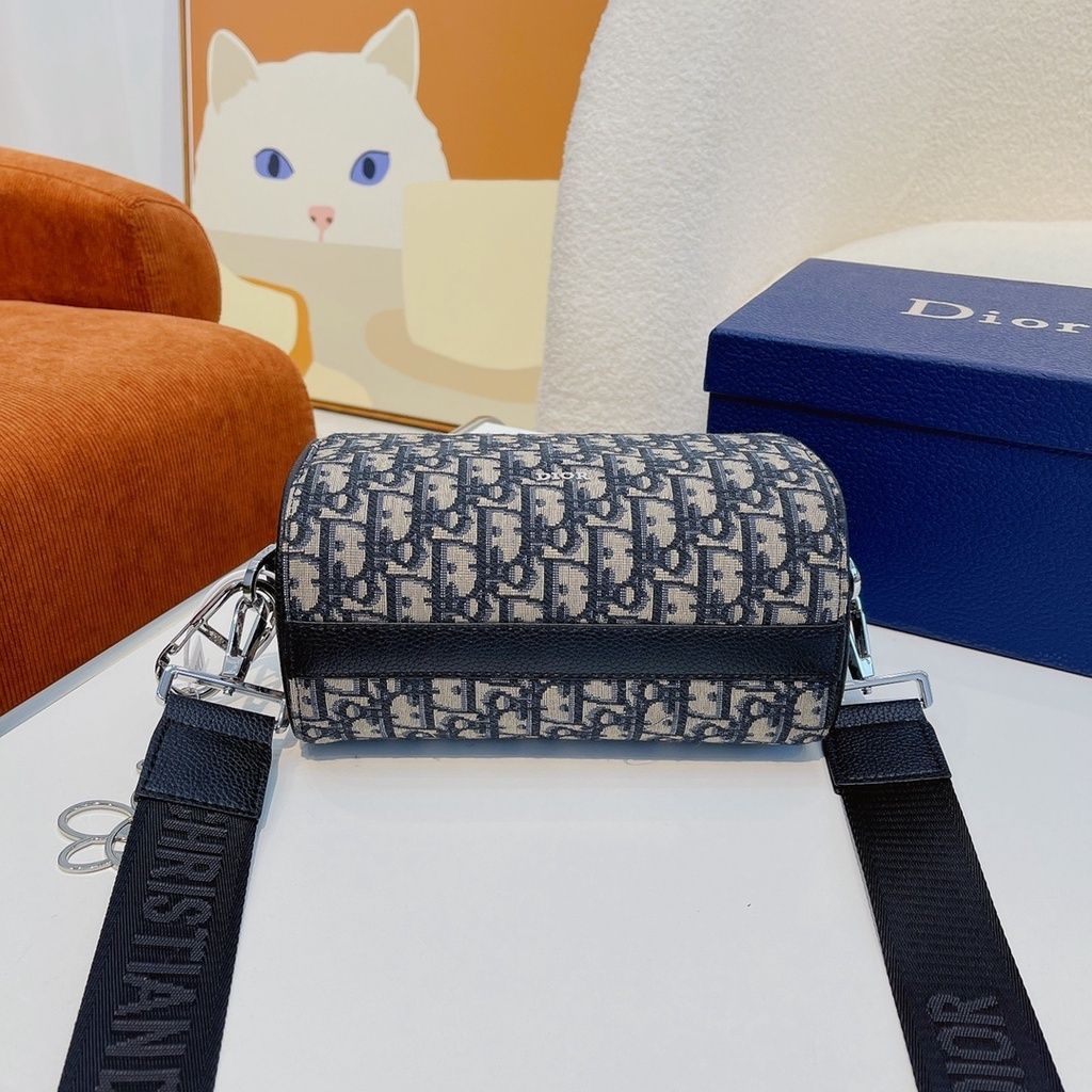 sg-11134201-7qve7-lj5s1lwsr5e53e