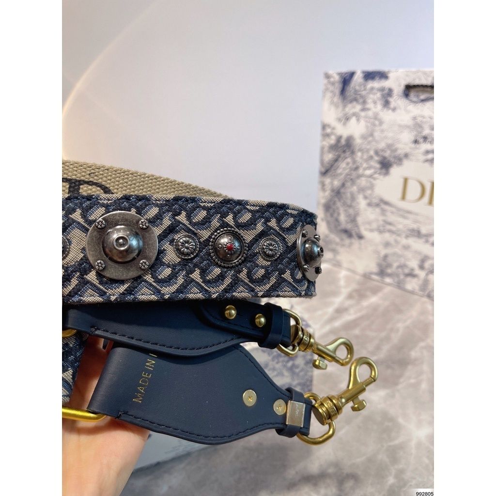 65c34406aa11f9e83e5ea7a7cfb3c36b