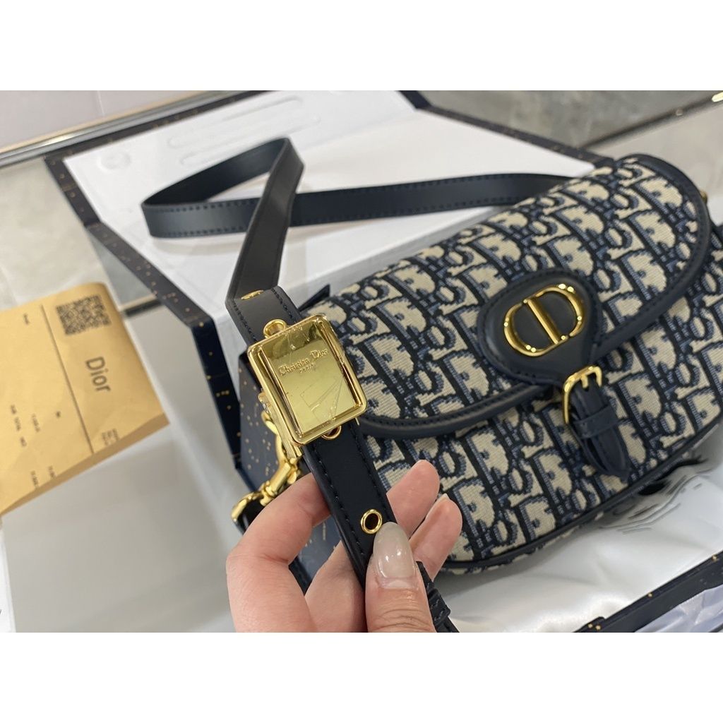 892e264675f9c188d6d73dea9ac1168e