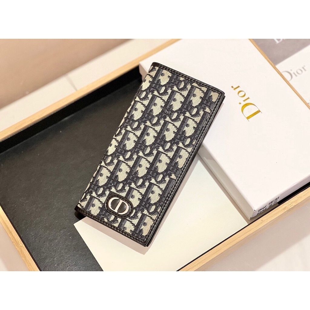 7ea319875b94421539fd330aba8efdbc