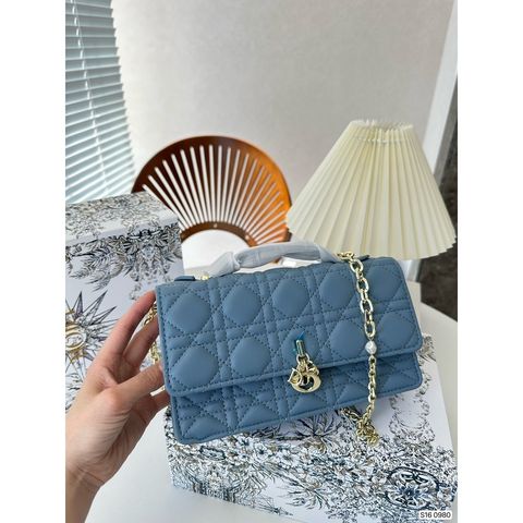 sg-11134201-7qvdd-lfhxs7o05watc5