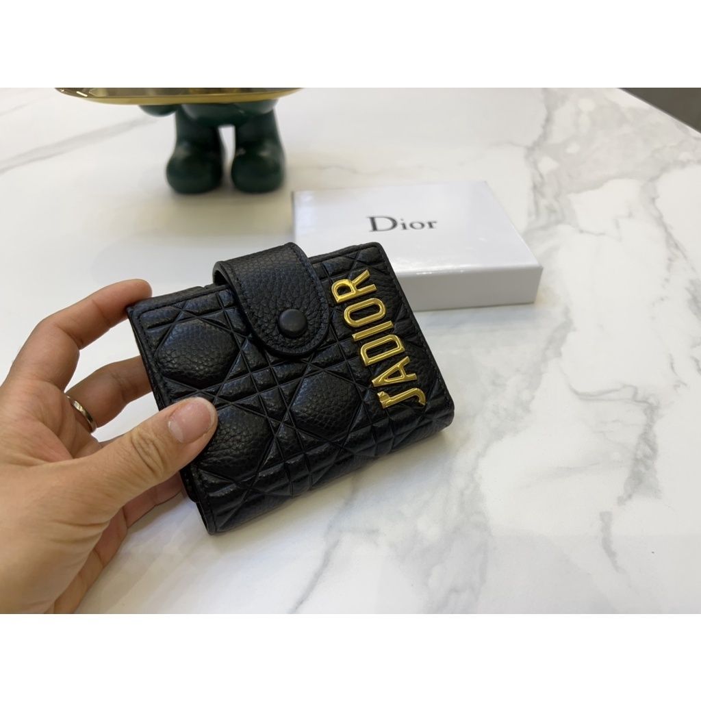 sg-11134201-22110-koq3ajysdyjv00