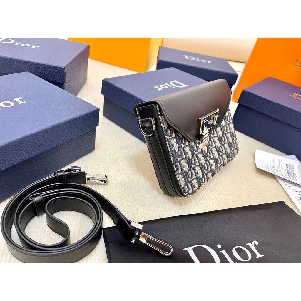 d951e08f2cb094a59baee9d9c0419ed5