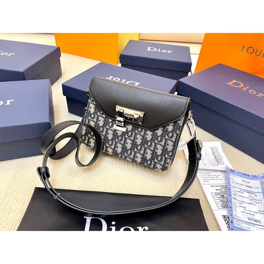 ac3dc69ad30470c844a32d00400ce511