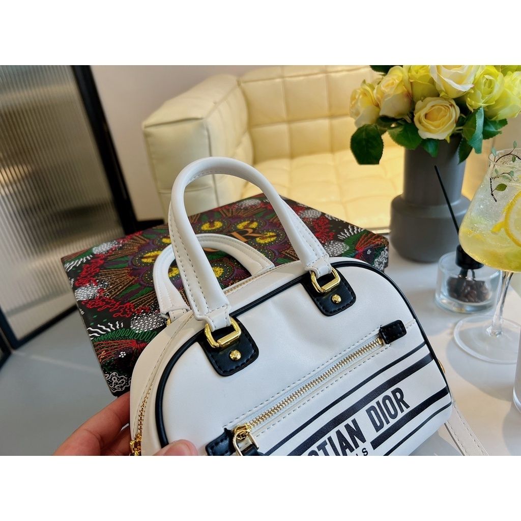 sg-11134201-7qve2-livqa64ay3rjb7