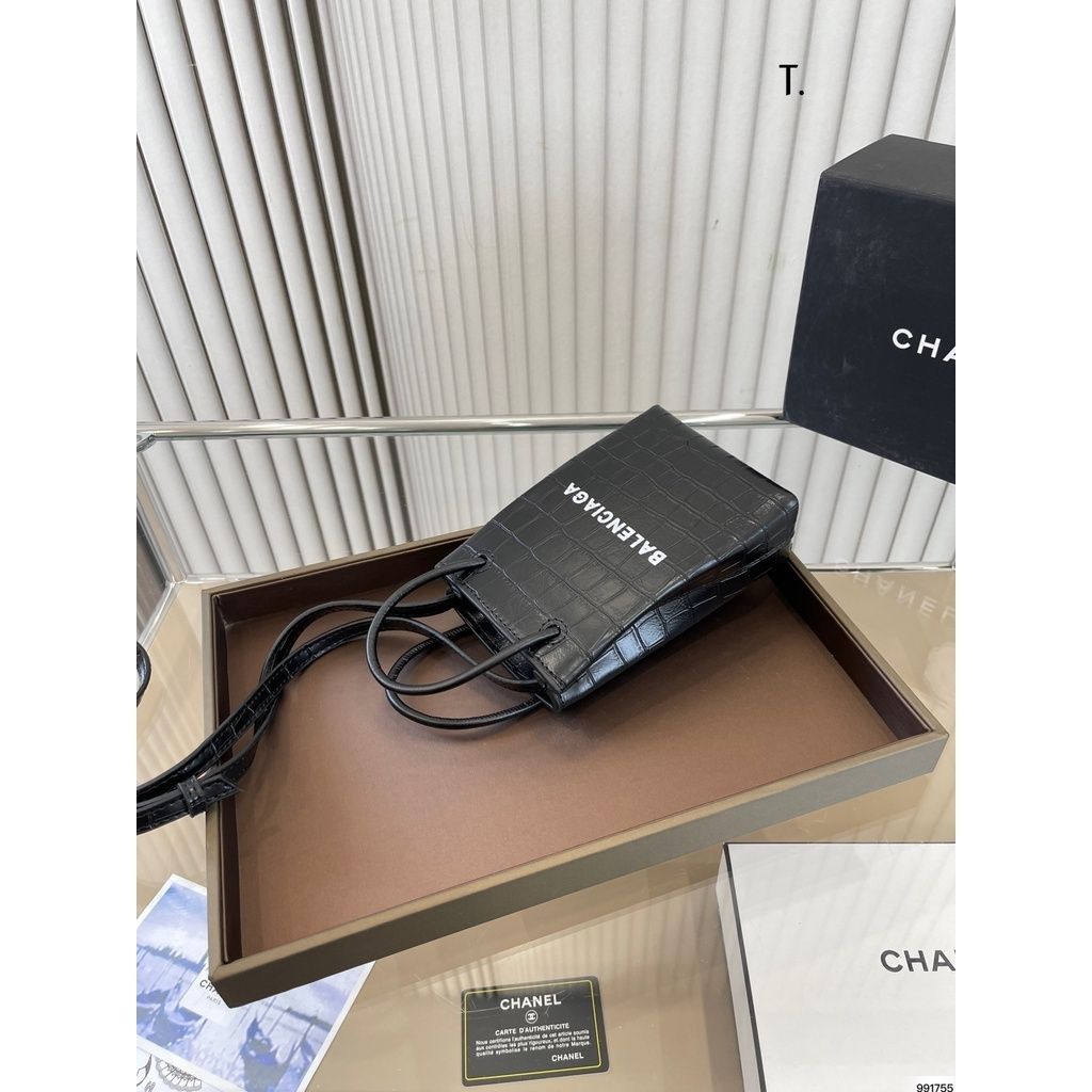 sg-11134201-7qvdl-ljfbplnny281fd