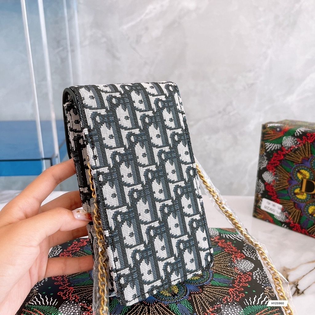 f4b4cc4aa9e13c77d4b487f9084f1718