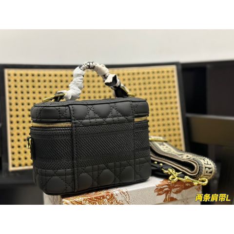 my-11134207-7qul1-lfmbcq6erpqxdf