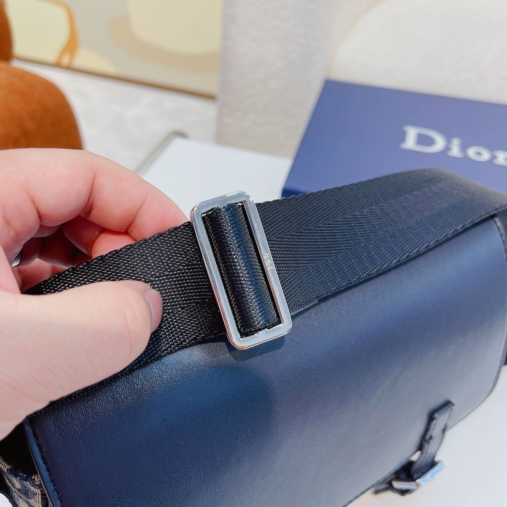 sg-11134201-7qvd5-lj5rzhe4qa33c1