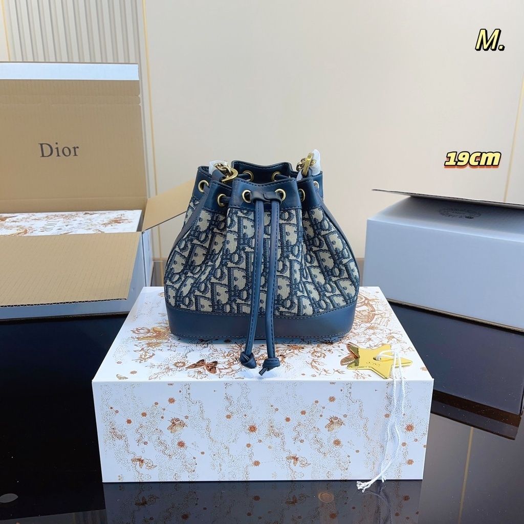 sg-11134201-23020-h0n088txn5mv15