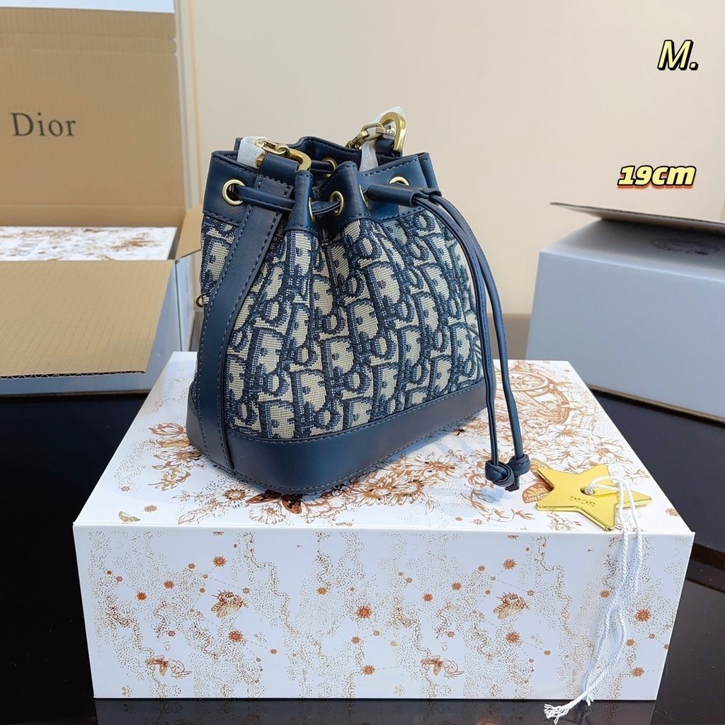 sg-11134201-23020-5xe172uxn5mv08