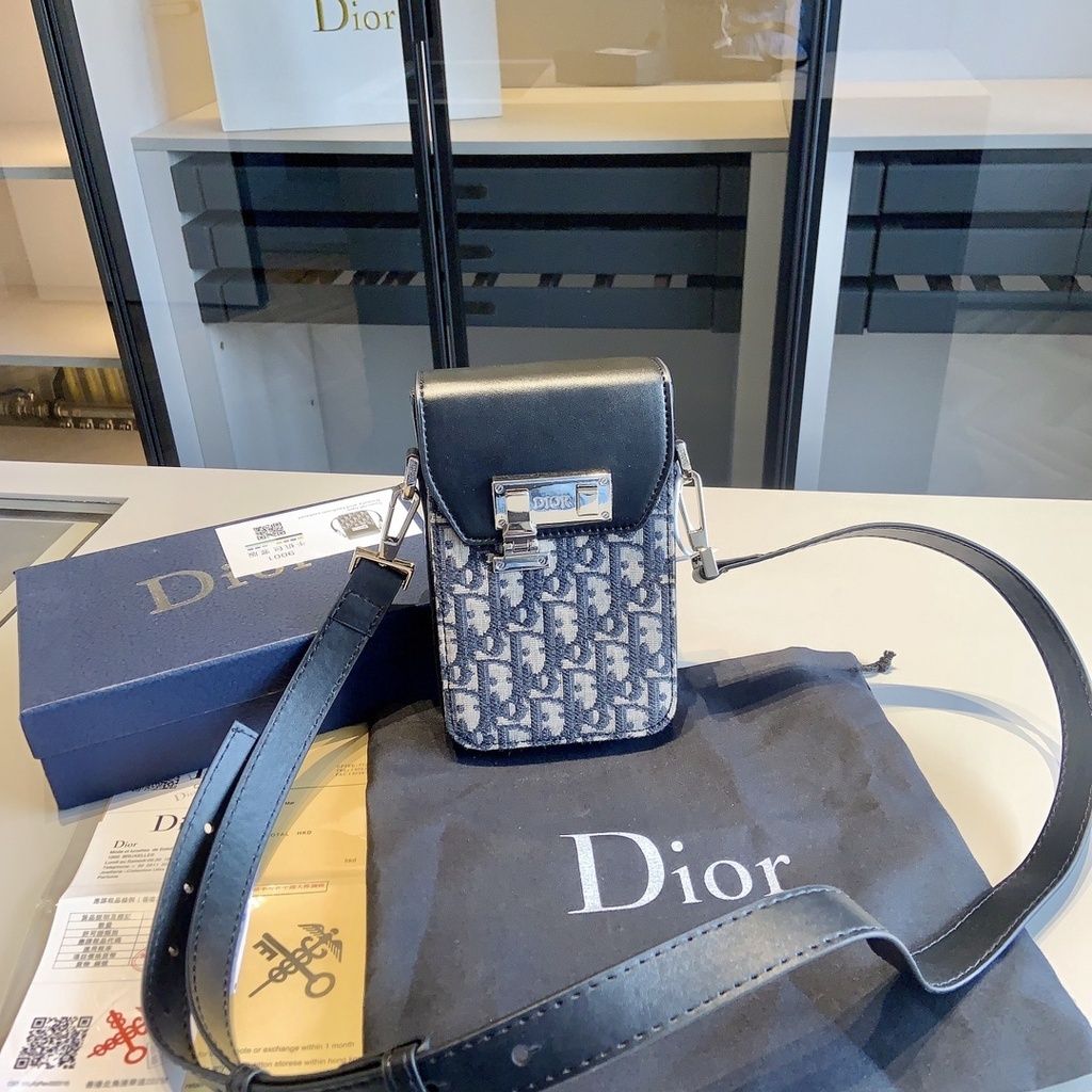 sg-11134201-22120-c9y61hsktjkv64