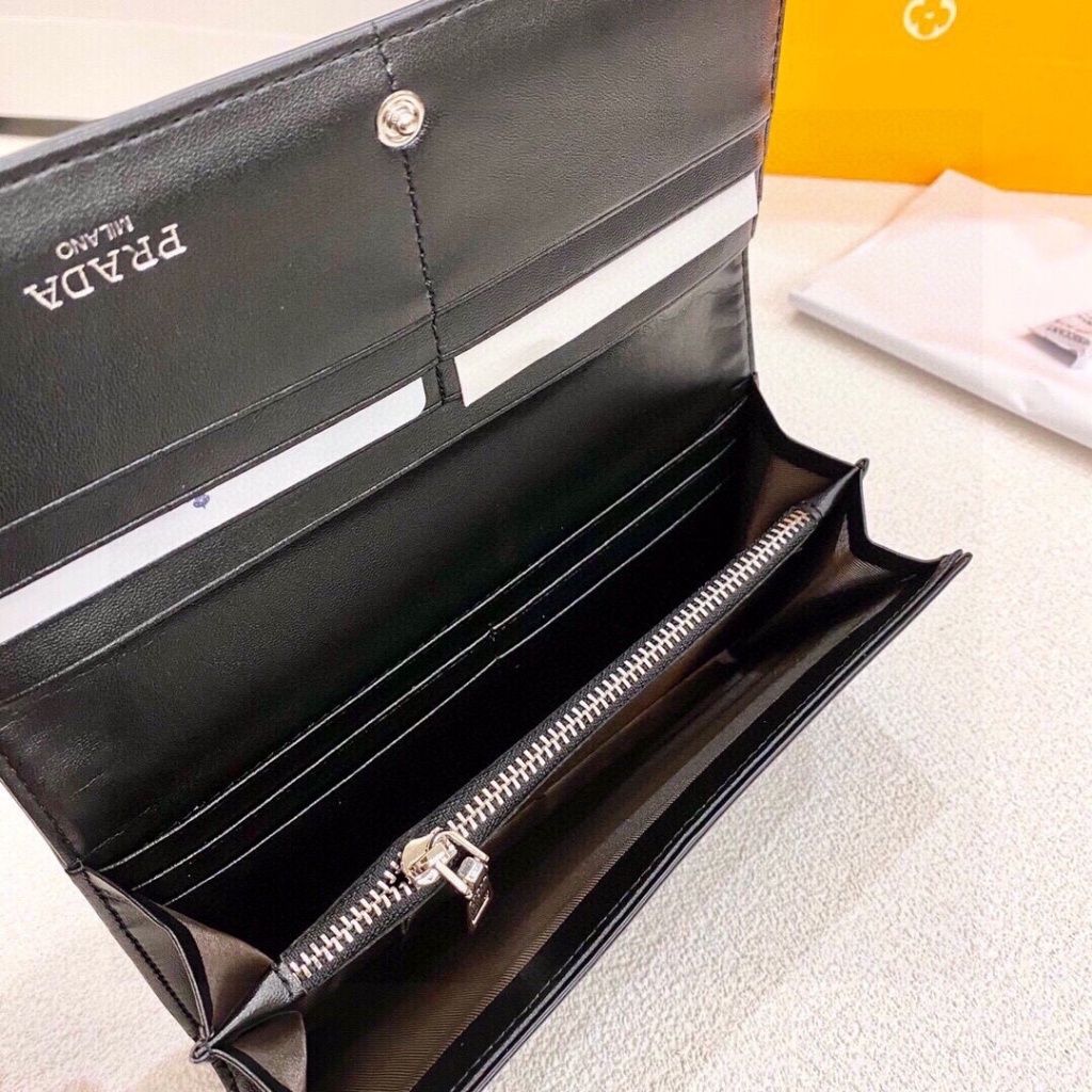 sg-11134201-7rbku-lp4t3yi42x5j25