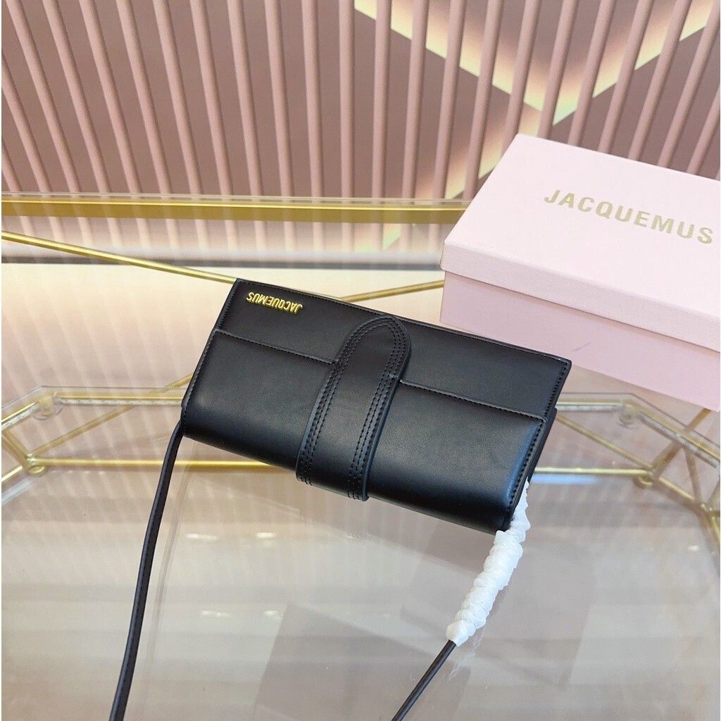 sg-11134201-7rce2-lr9xyriiqn3a11