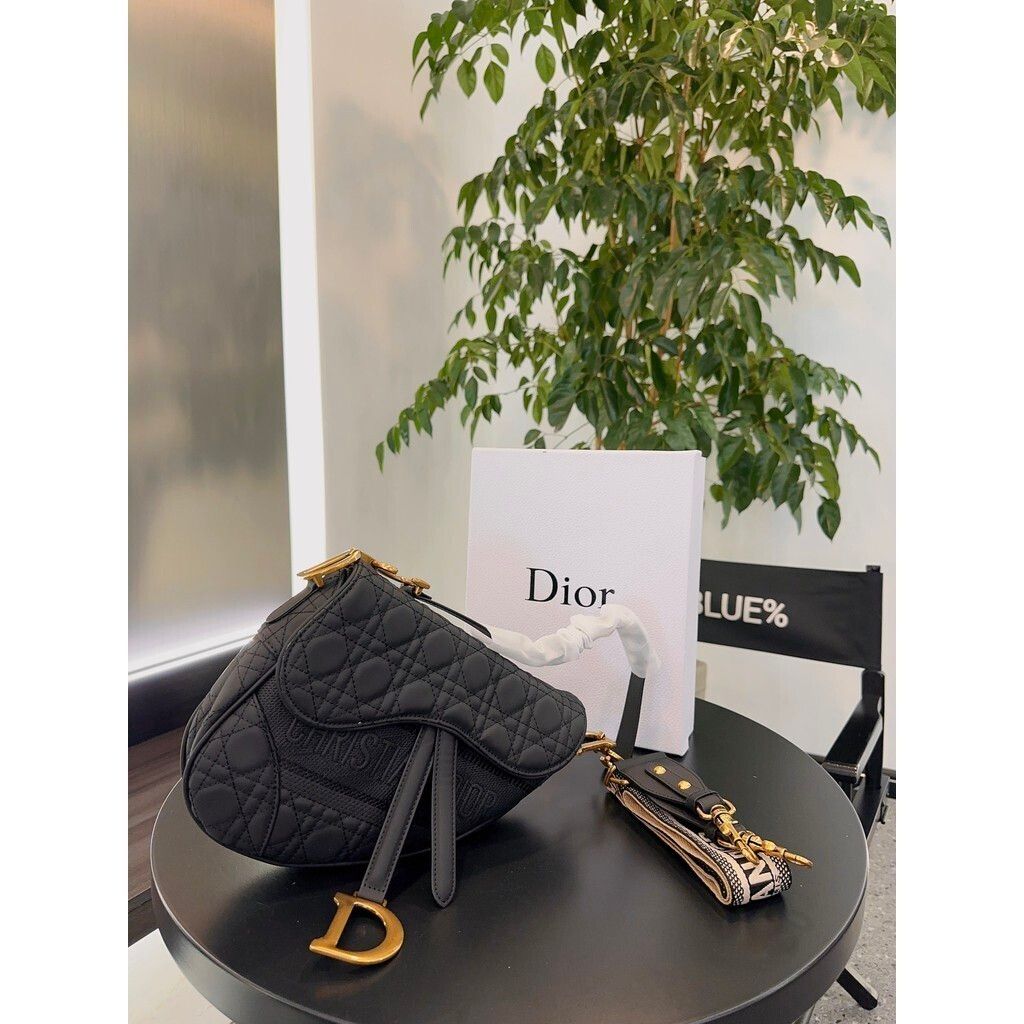 sg-11134201-7rbmr-lqpyid7o5rt2d0