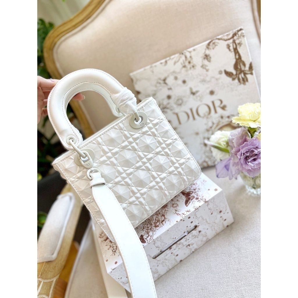 f4af57956c128eaad72c46e093f011b6