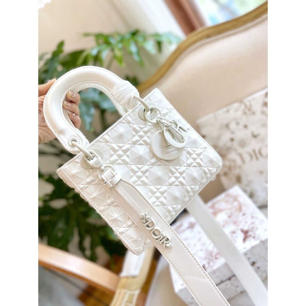 57712a2be4dcd5e55496bf48ff7ad7aa