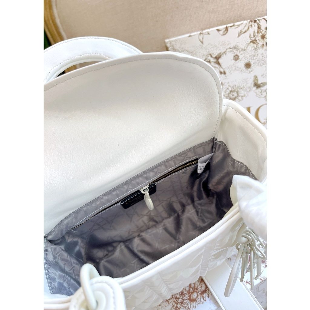 bb65b850a3e7c06700498f7c7cca1745