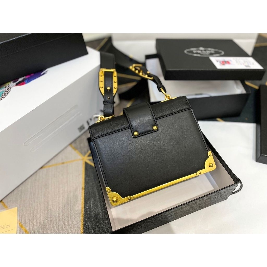 sg-11134201-7rbkp-lpq9ulvi1fqo12