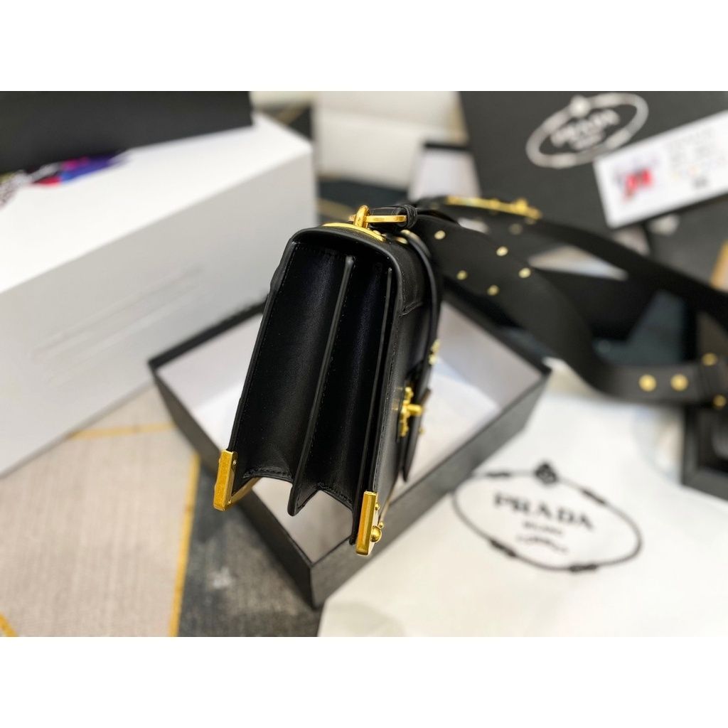 sg-11134201-7rblp-lpq9um0rsb0zdc