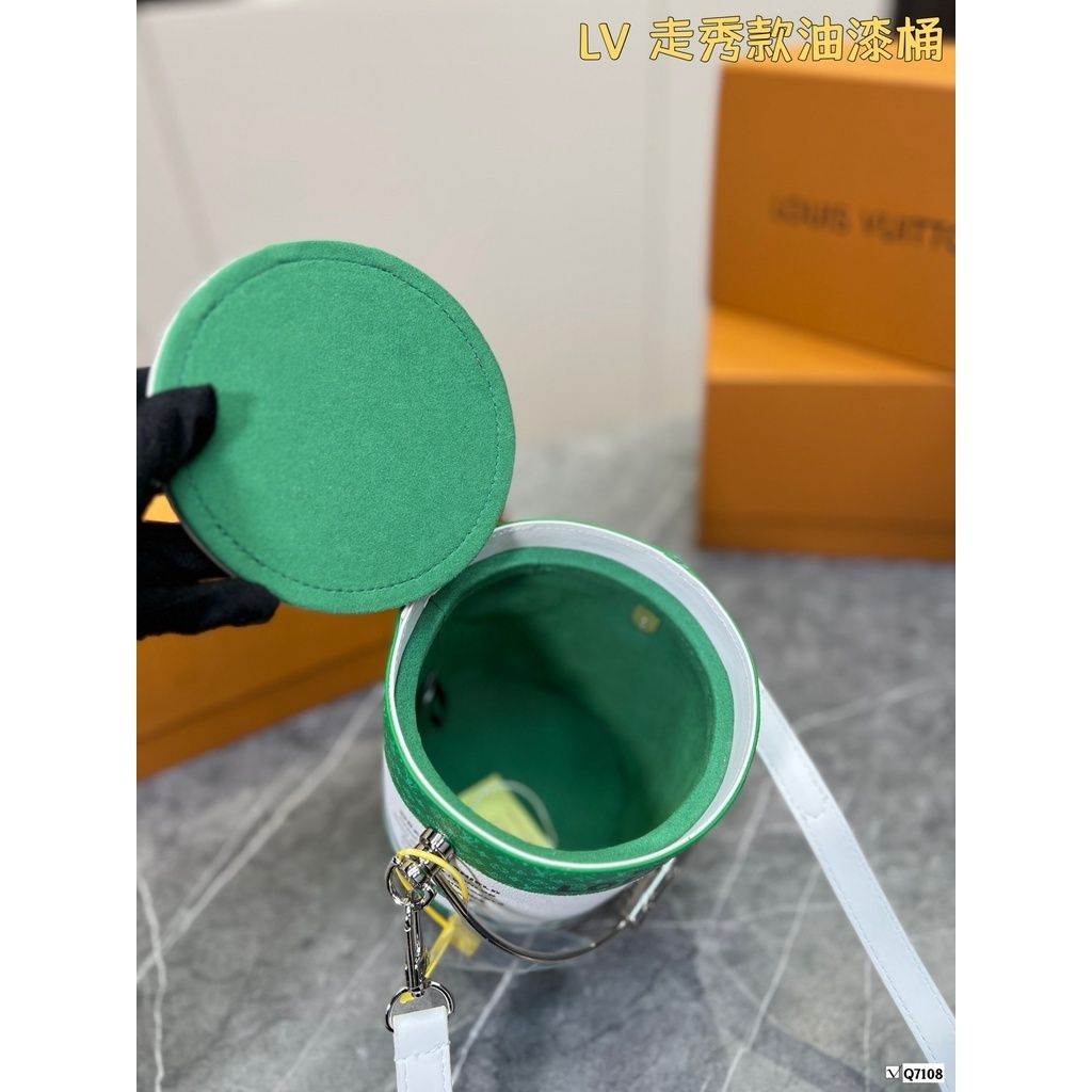 sg-11134201-22100-2w477c7nl2iv12