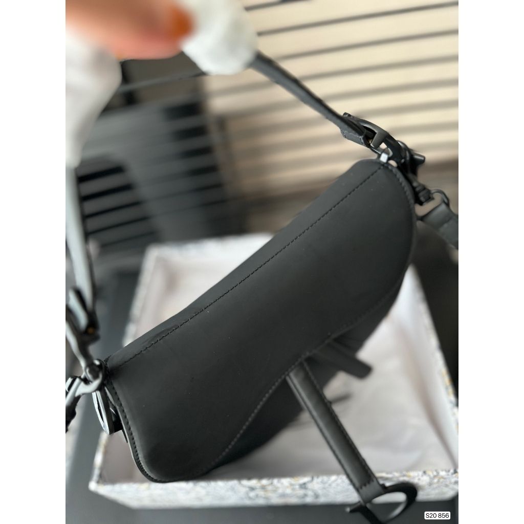 my-11134207-7r98v-loqlhfn4dg9c95