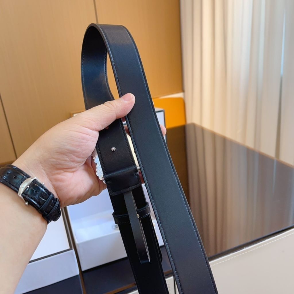 my-11134207-7r98v-loi1bpio743240