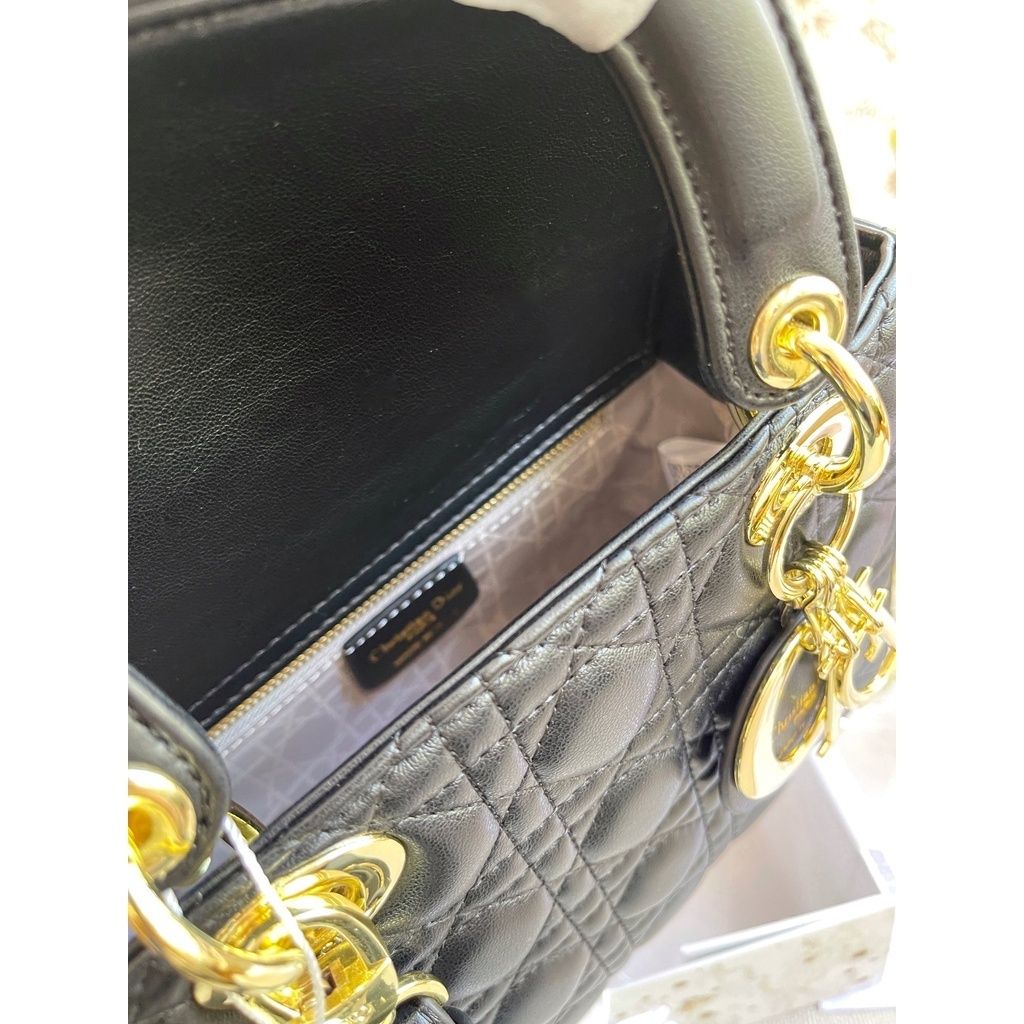 sg-11134201-22090-jclmpf1u1rhv7b